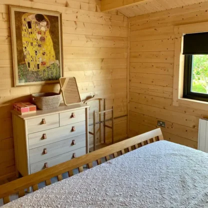 Adare 3 bed log cabin Bedroom