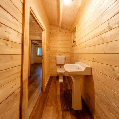 One Bed Log Cabin – 4m x 6m - Image 4